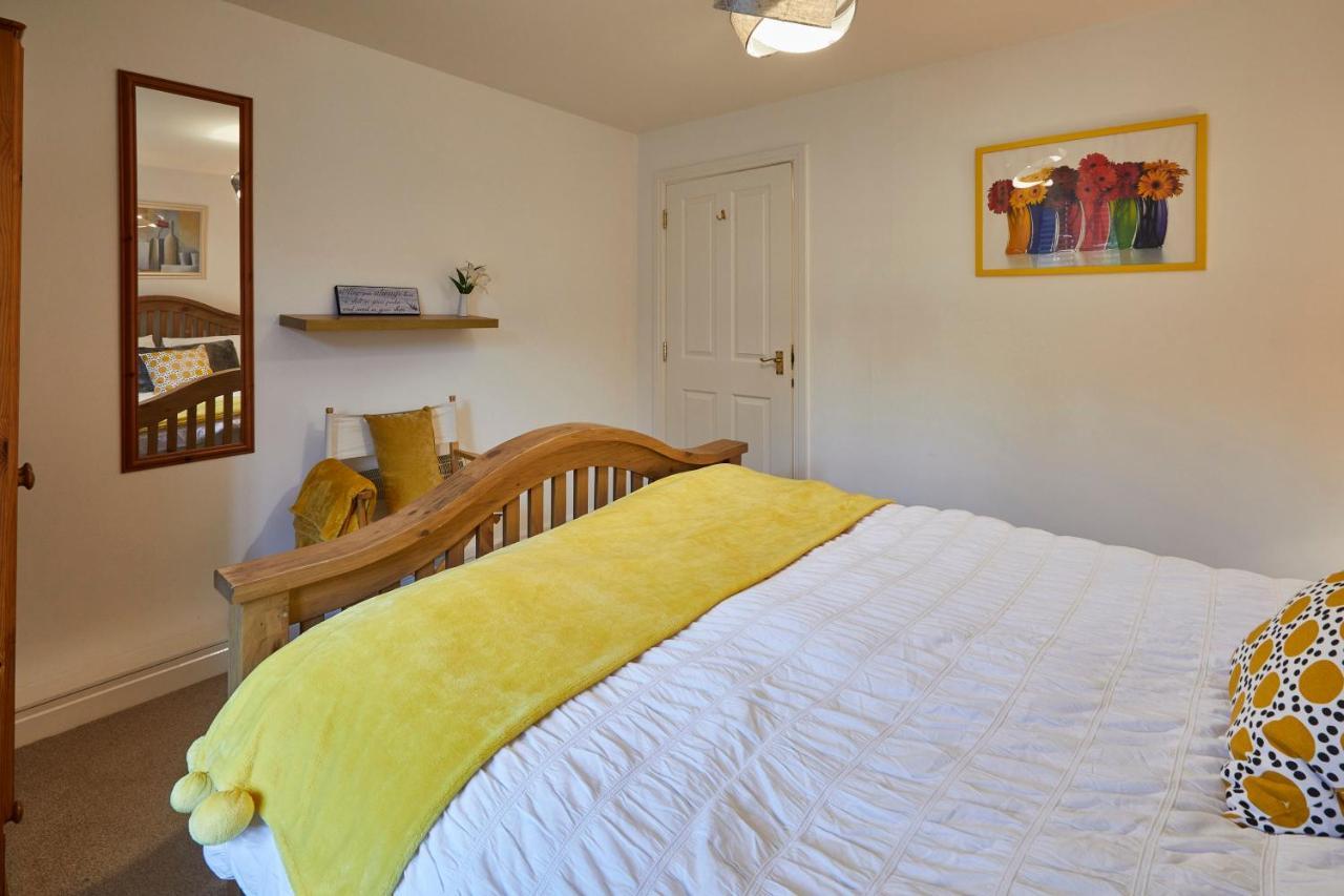 Host & Stay - Riverrun Whitby Exterior photo