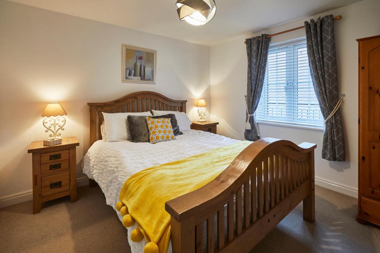 Host & Stay - Riverrun Whitby Exterior photo